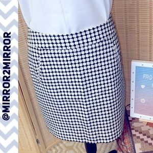 EUC LOFT Pencil Skirt